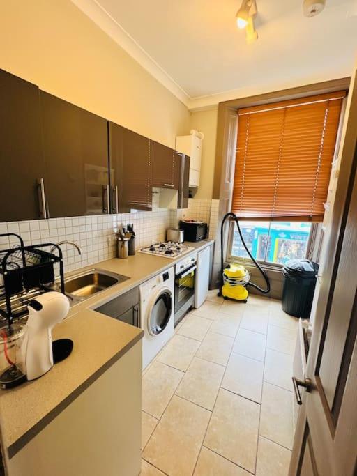 3 Notting Hill, Portobello Road-Amazing Location! Λονδίνο Εξωτερικό φωτογραφία
