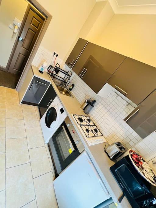 3 Notting Hill, Portobello Road-Amazing Location! Λονδίνο Εξωτερικό φωτογραφία