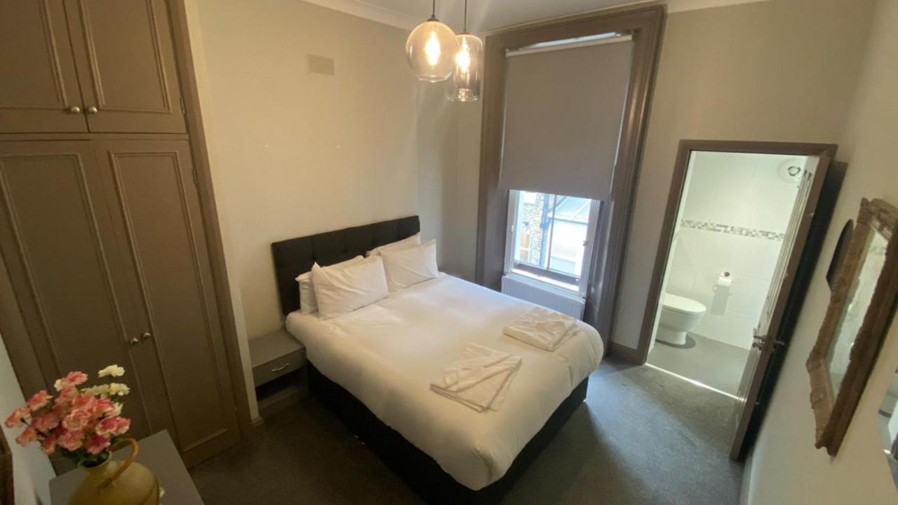 3 Notting Hill, Portobello Road-Amazing Location! Λονδίνο Εξωτερικό φωτογραφία